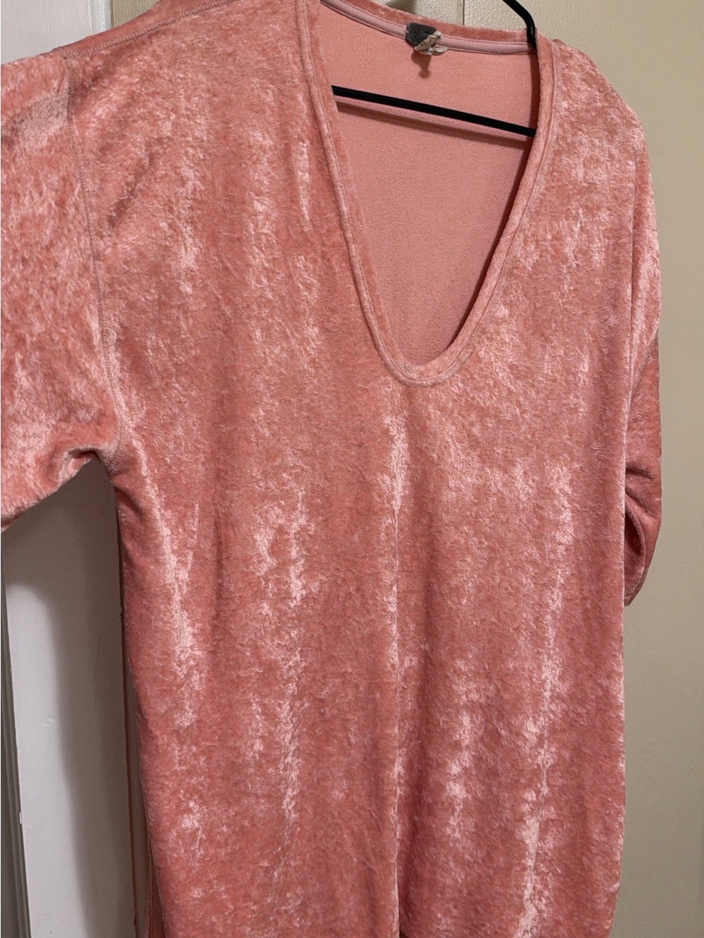 We The Free Crushed Velvet V-Neck Tunic in Rose